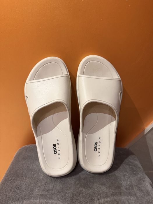Klapki asos  Rozmiar 38
