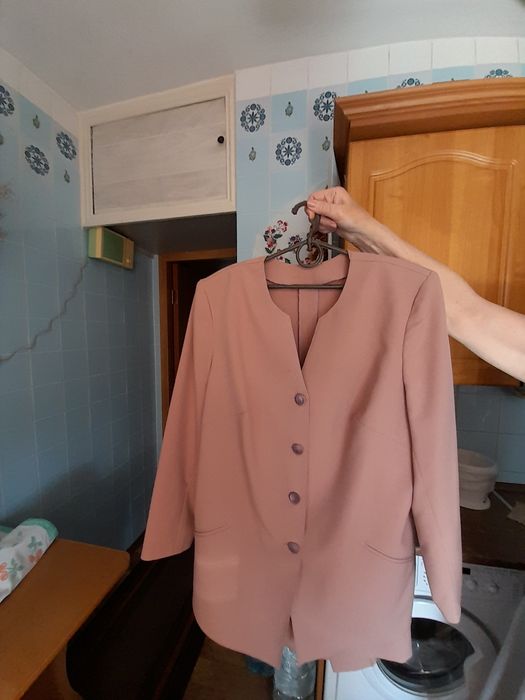 Костюм жіночий колір відповідає фото