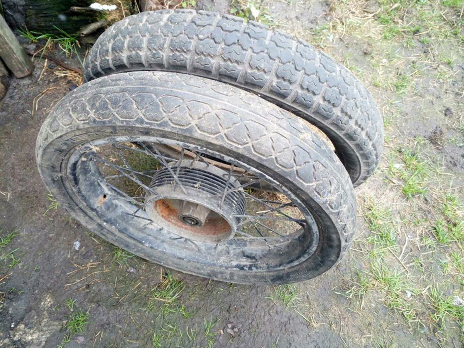 Колесо ява 18R 634-638 циліндри прибори бак бардачки стоп фара руль