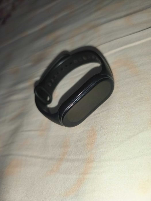 Продам фітнес браслет Xiaomi Smart Band 8