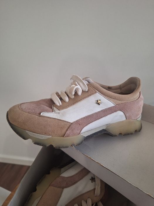 Ténis da marca Cubanas