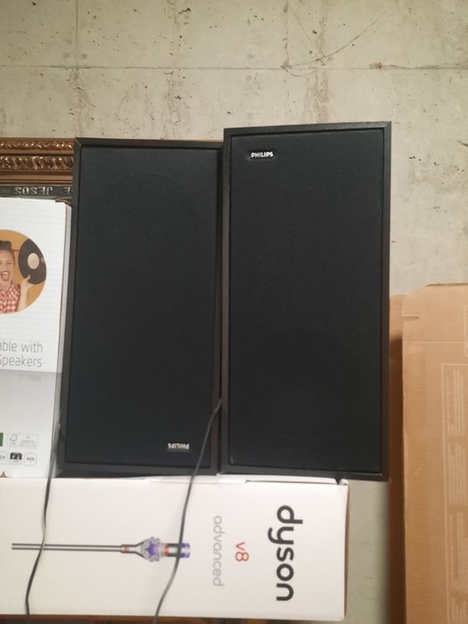 Aparelhagem Philips, com radio e 2 colunas stereo
