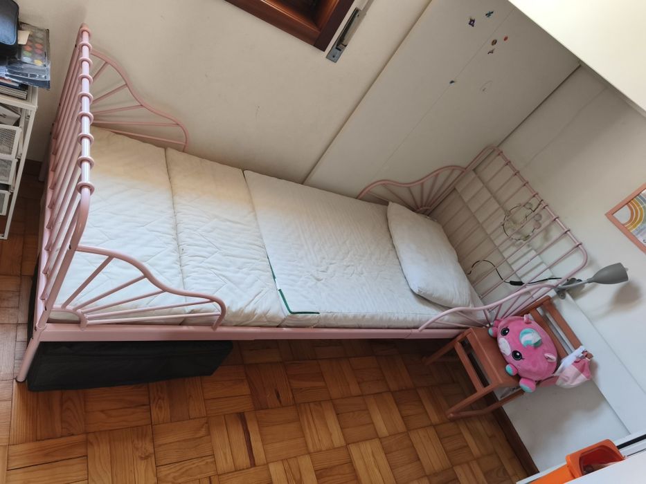 Cama extensível sem colchão