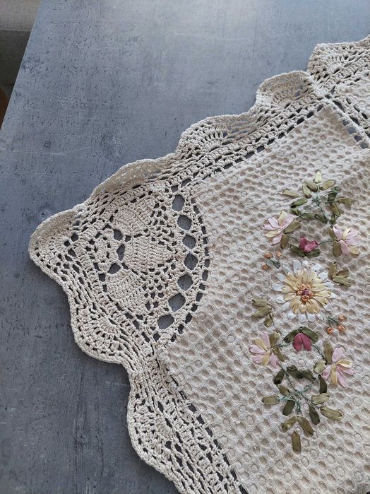 Serweta na stół  75 x 75