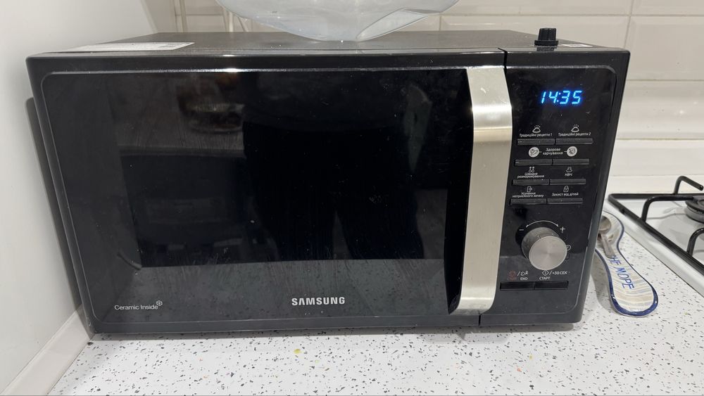 Мікрохвильова піч Samsung MS23F302TAK