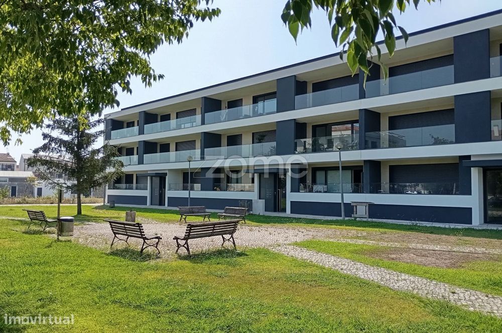 Apartamento T3, como novo, na cidade de Cantanhede