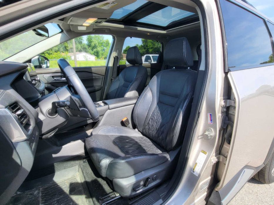 Nissan Rogue Platinum      2021