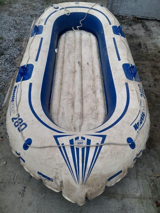 Продам човен(не китай) виробник Італія