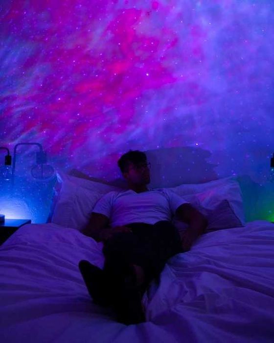 Lampka Nocna Laserowy Projektor Gwiazd Rzutnik Dla Dziecka Pilot