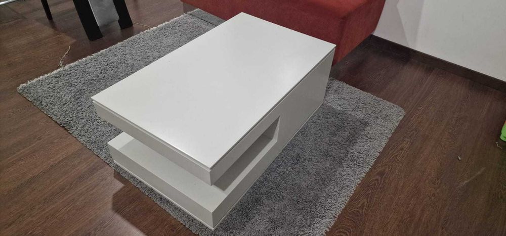 Movel de sala e mesa de centro