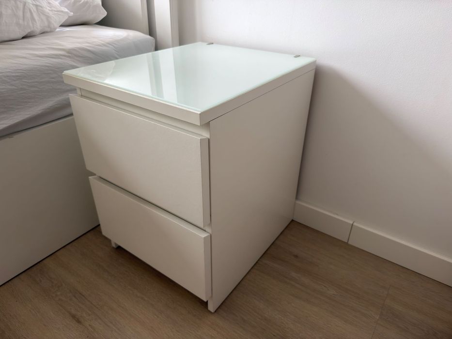 Cômoda c/2 gavetas ikea