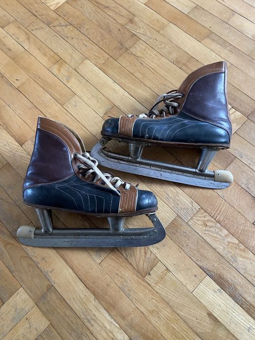 Коньки 40 розмір