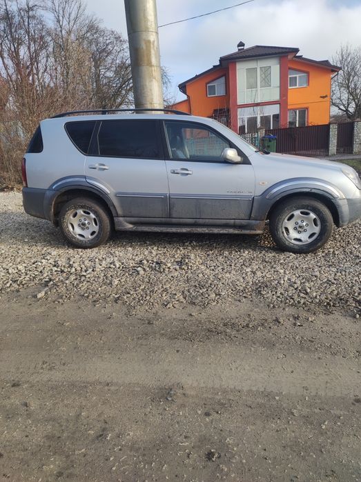 Кузов рама елементи кузова частина четверть четвертина rexton w 1 2 3