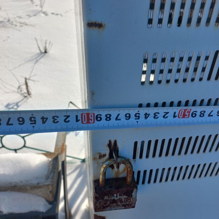 Шкаф металевий.Ідеальний стан