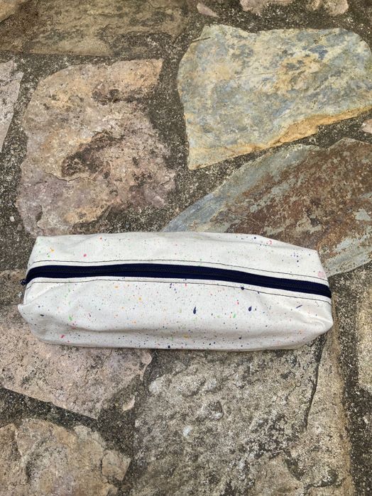 Estojo de tecido salpicado feito à mão