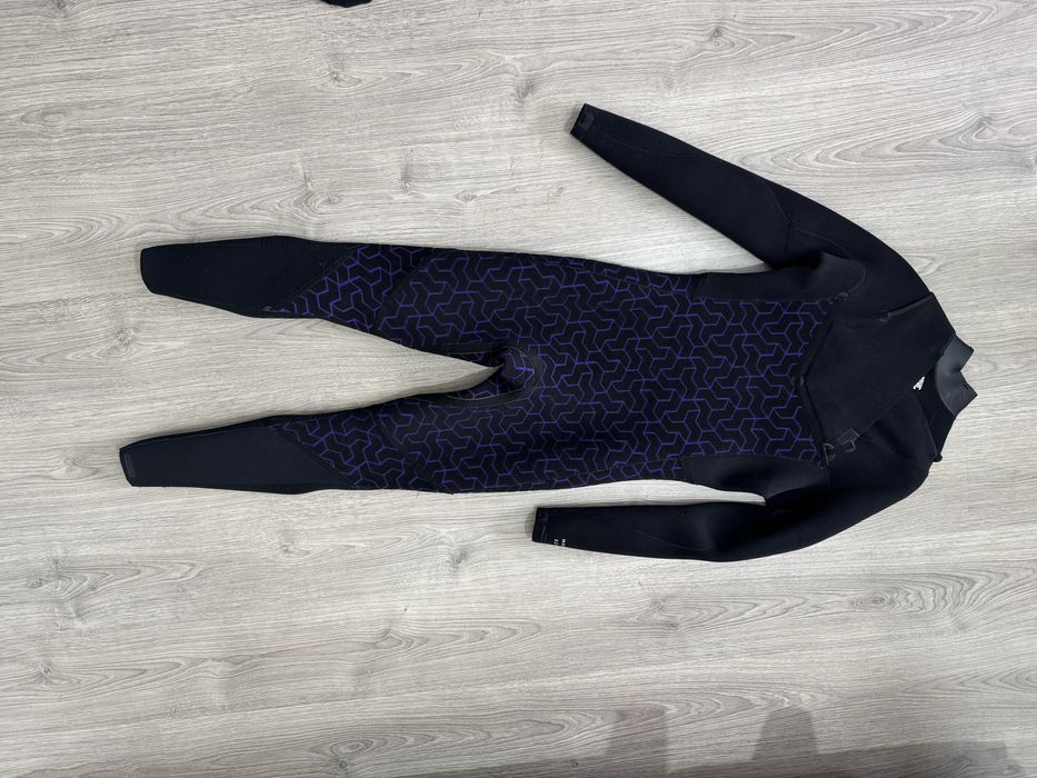 Fato Surf Billabong 403