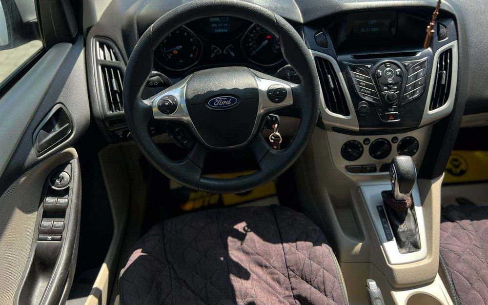 Ford Focus 2012 року