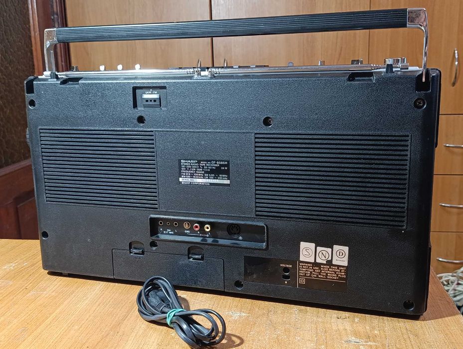 Ретро магнитола "Sharp GF-8585"