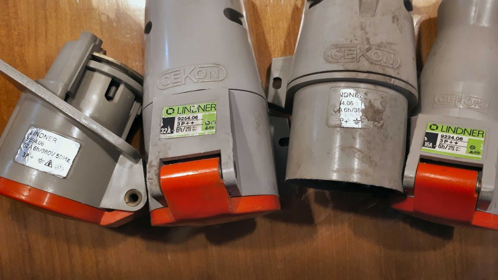 Plugs and sockets64170834817922123