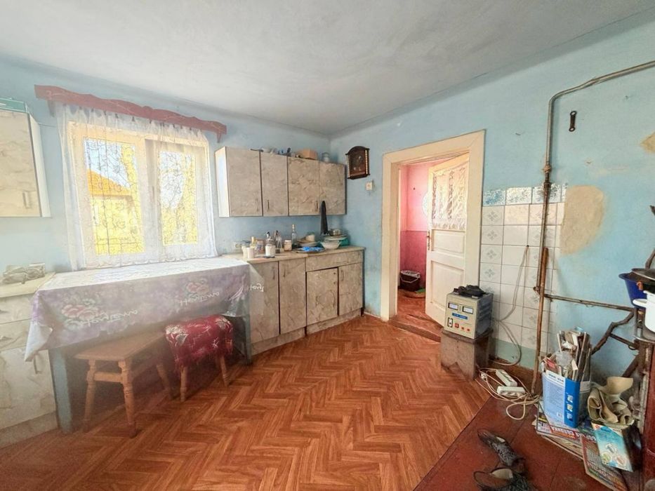 Продаж будинку у с. Унятичах