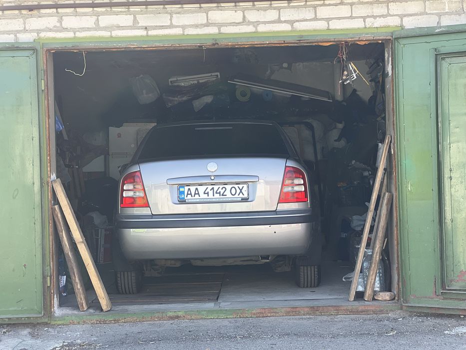 Продам офіційну шкоду 1.9 дизель