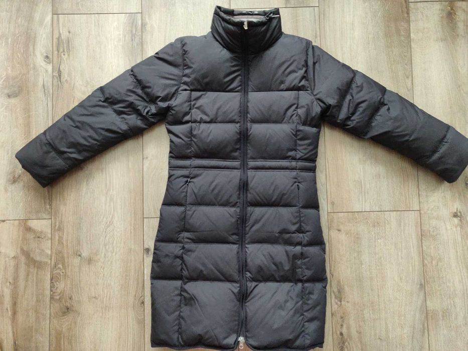 Пуховик Adidas р. 48-50 , цвет мокрого асфальта, на молнии.