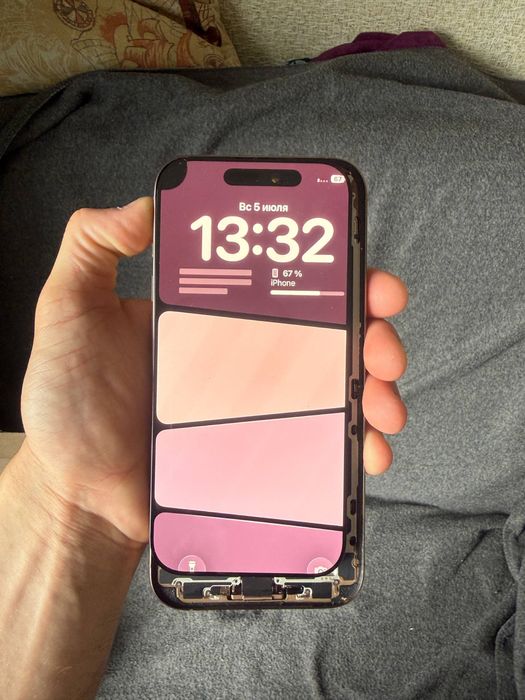 Дисплей Iphone 16 pro Original с дефектом,без микросхемы