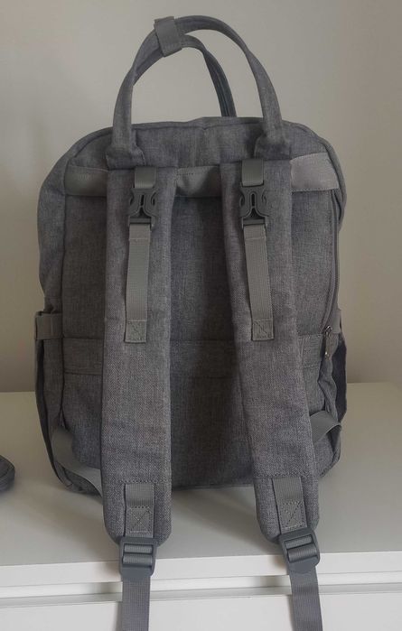Mochila maternidade e porta documentos