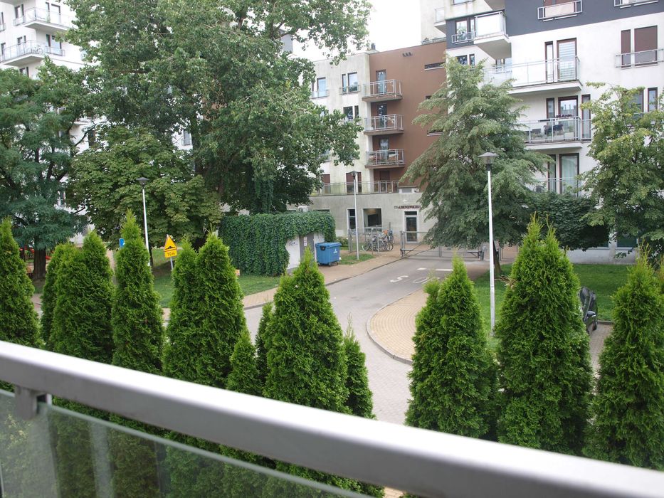 Mam do wynajęcia mieszkanie 3-pokojowe na Osiedlu Sztuk Pięknych w Toruniu ul. Fałata 17 w budynku z windą 1-sze piętro.