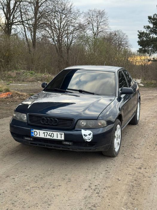 Продам ауді а4б5 1.8т