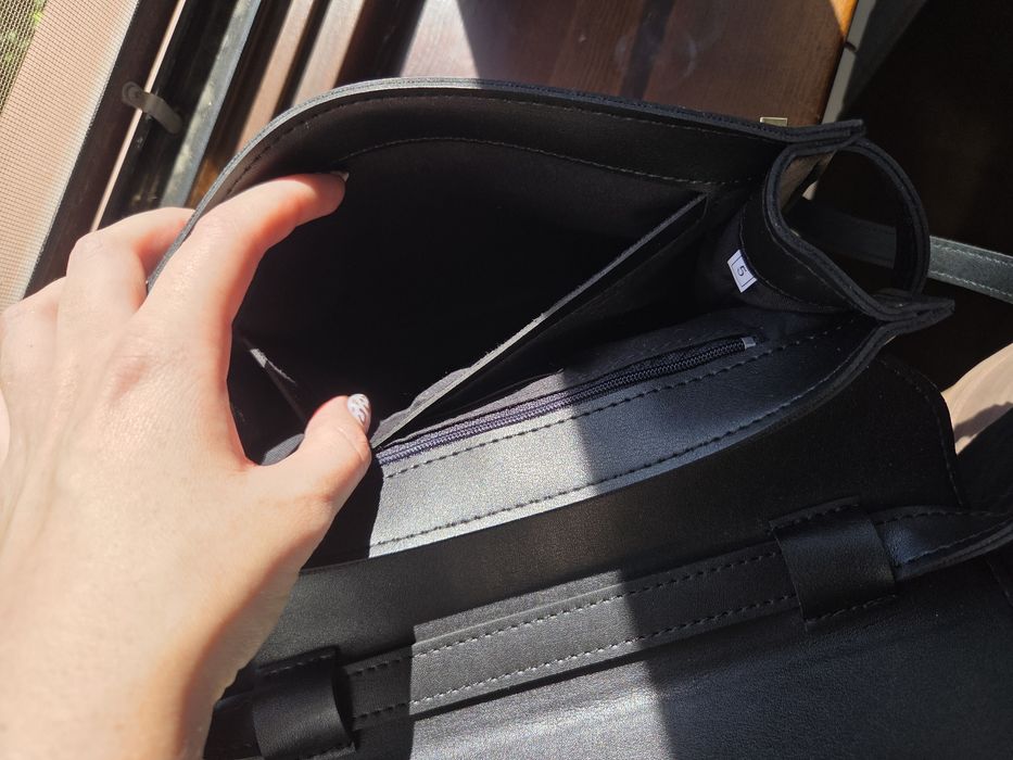 Продам сумочку в гарному стані