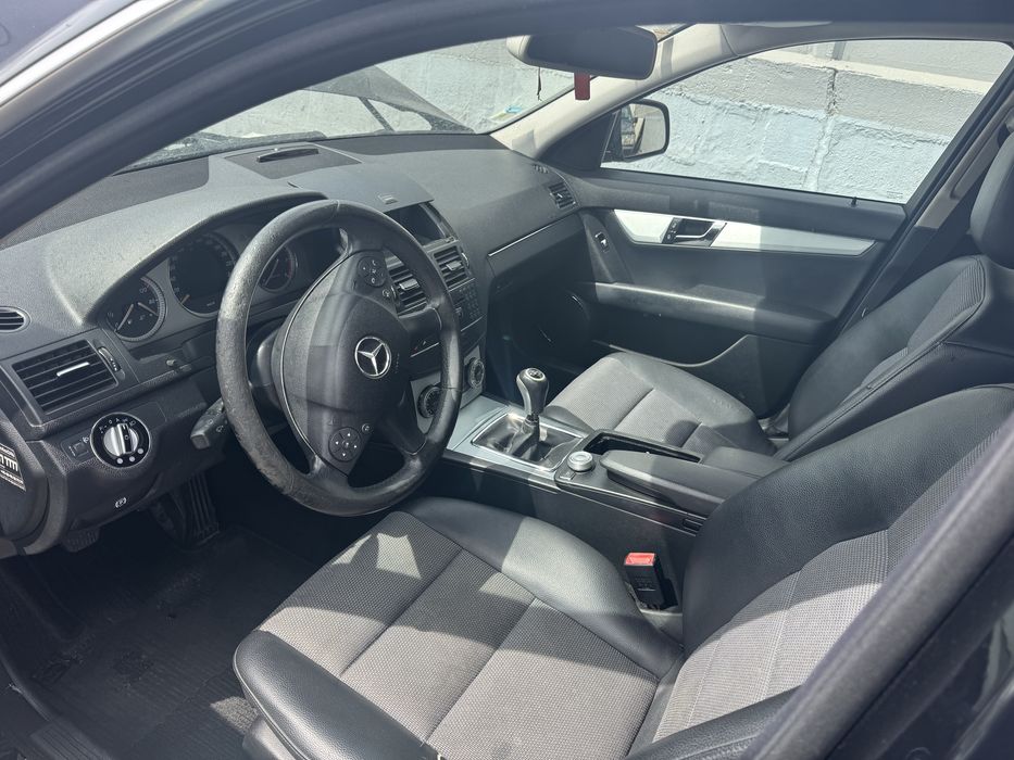 Mercedes-Benz C220 cdi avantgard w204 (sinistrada)