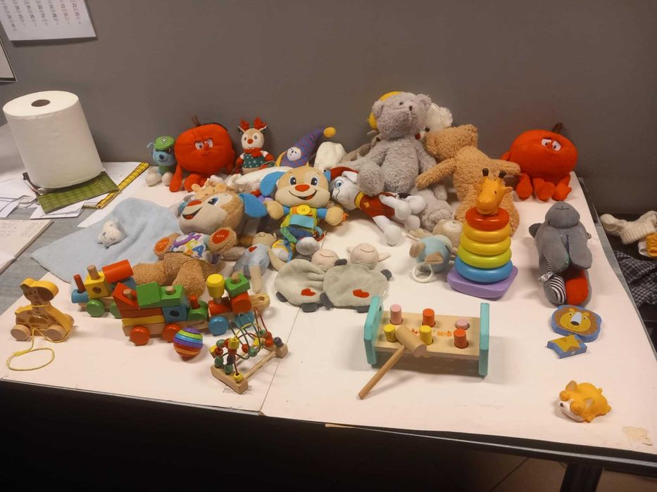 misie fisher price, miś szumiś, pluszaki i zabawki