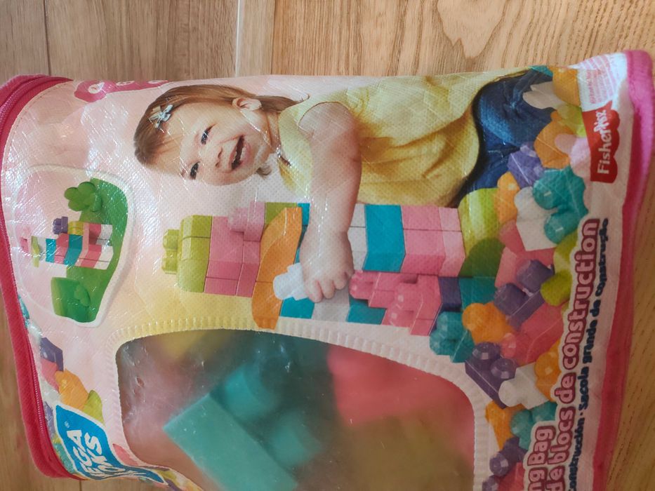 Mega Black klocki fisher price