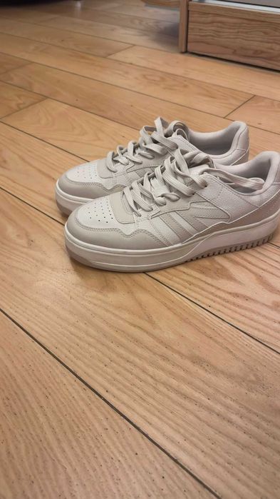 buty sportowe - damskie