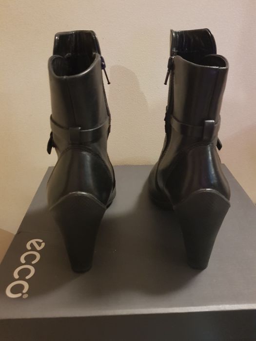Женские ботиночки Ecco