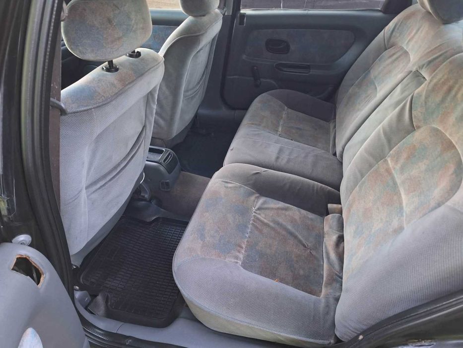 Продам Renault Laguna 2.0 бензин 94