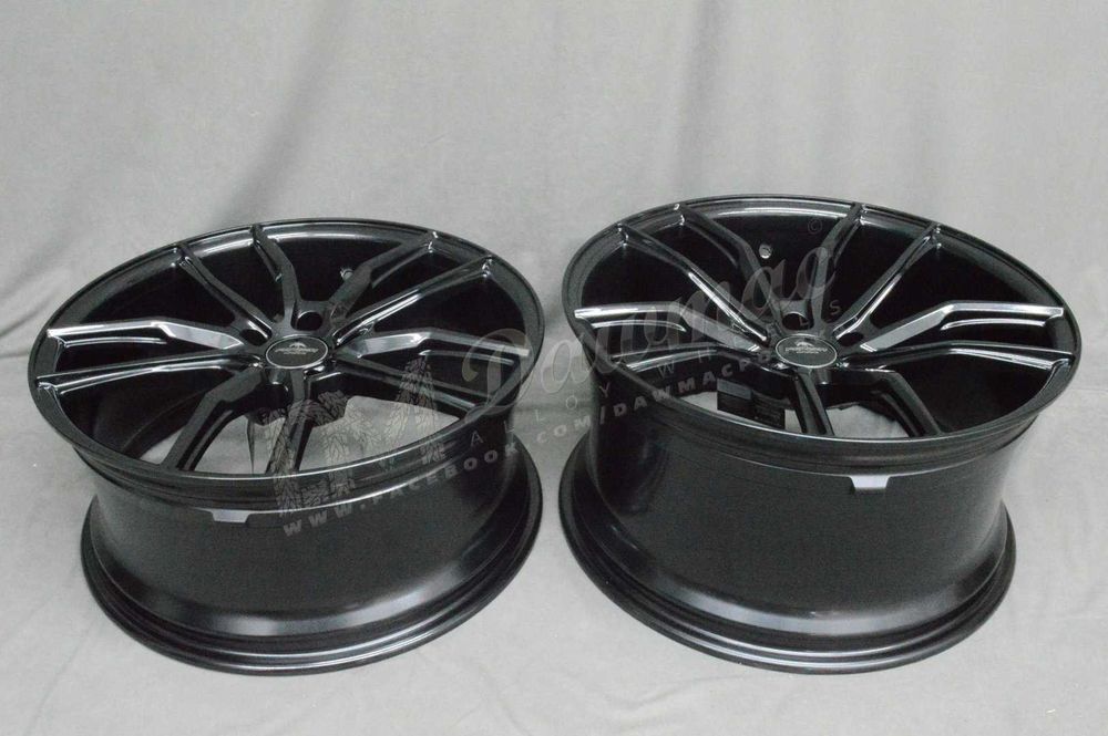 Felgi Forzza Sigma 20" 9J ET35 + 10,5J ET40 5x114,3 Black Magic