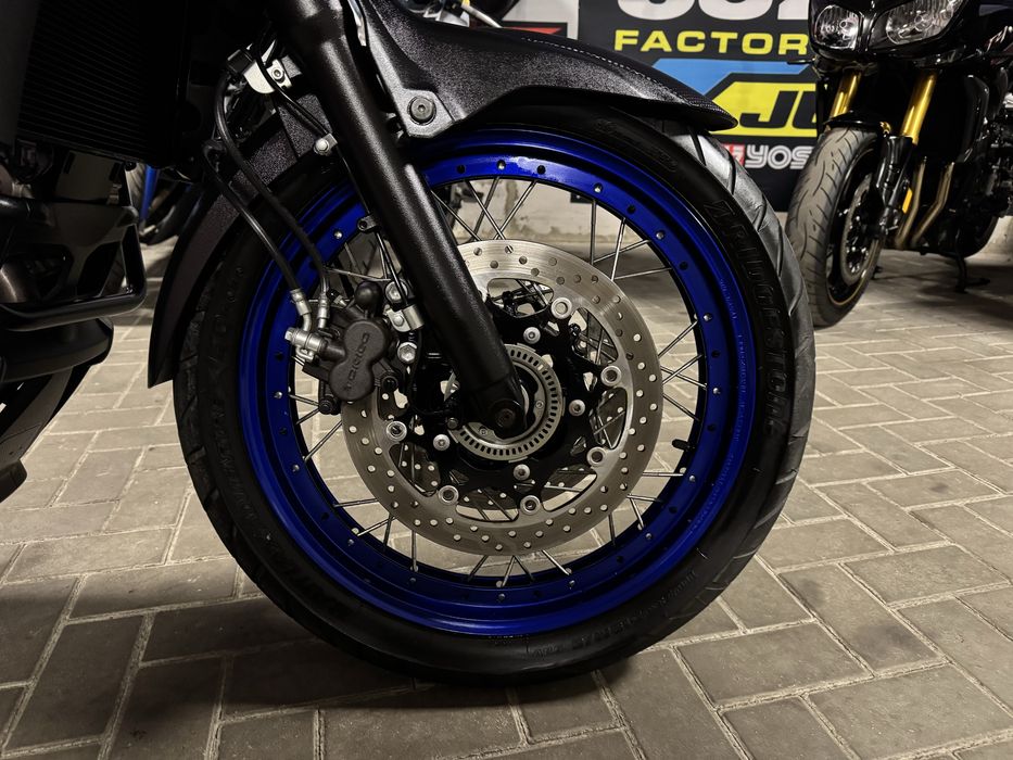 Японский мотоцикл Suzuki V-Strom 650 ABS 2022г.