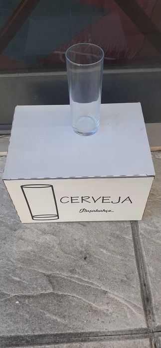 Copos de canudo, novos