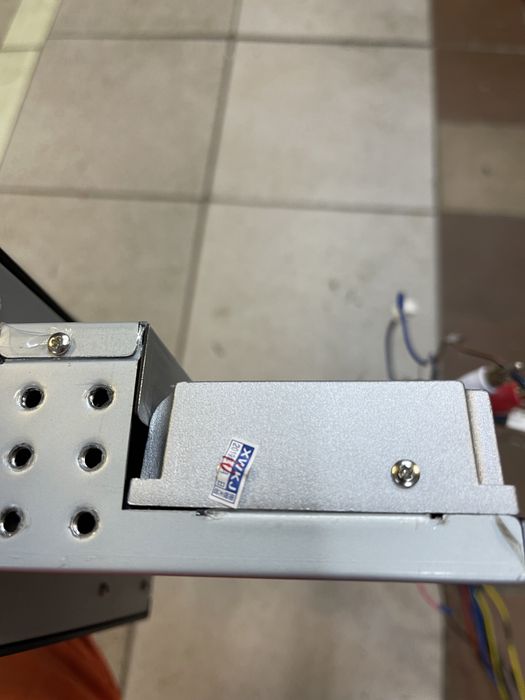 автомагнітола android 9 / 10 дюймів  ДЕФЕКТ!  новий  не монтувався