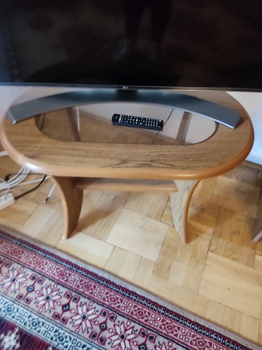 Stolik pod telewizor