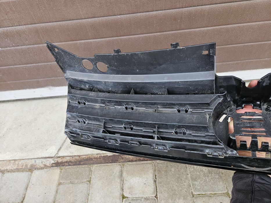 Решітка радіатора VW Tiguan 2016-2021р.