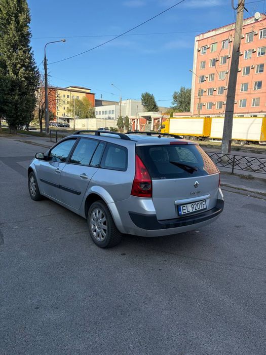 Renault megane 1.6 бензин хорошее состояние