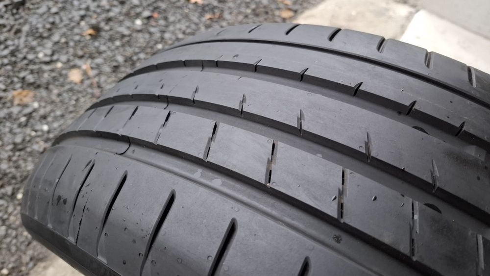 Yokohama 245/50 R19 Advan Sport V107 Jak Nowa