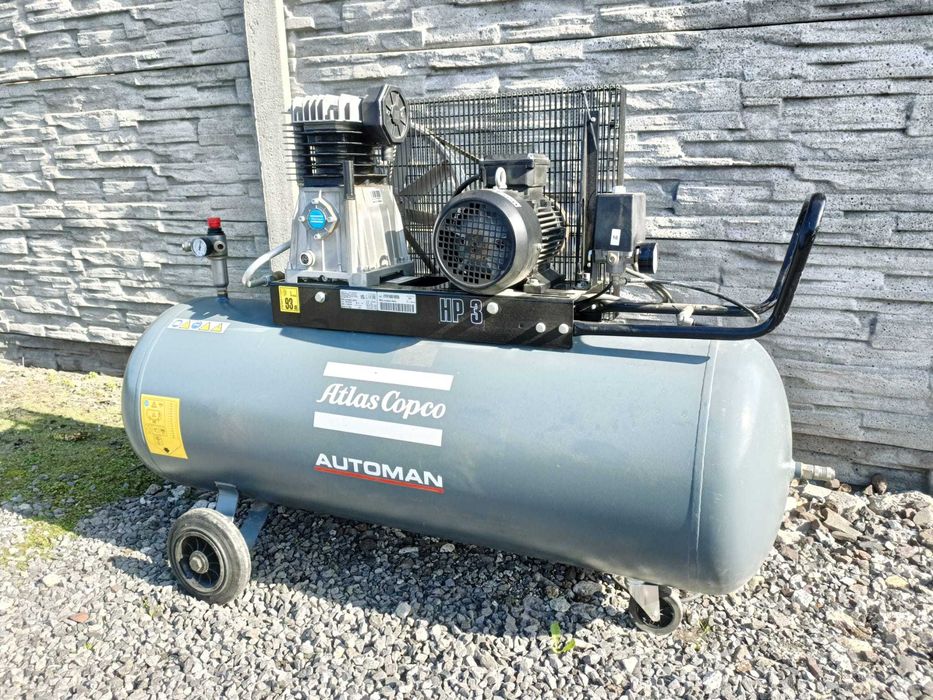 Kompresor tłokowy Atlas Copco 200L 10bar sprężarka wolnoobrotowa