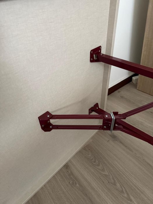 Mesa dobrável em madeira