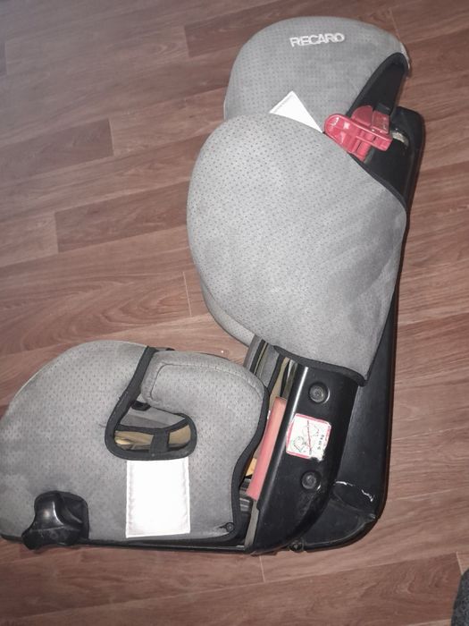 Автокрісло Recaro