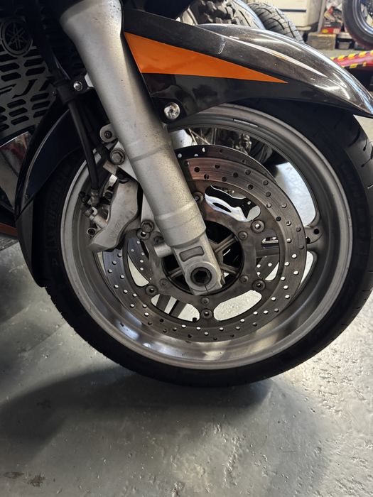 Wymiana opon w motocyklach