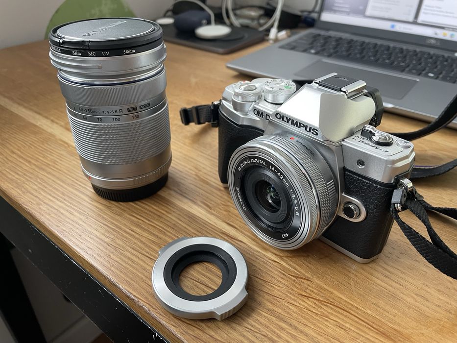 Aparat Olympus E-M10 III